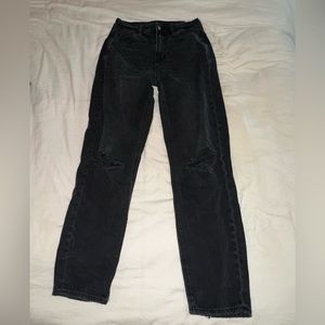 American Eagle Black Ripped Straight Leg Jeans High Waisted Size 2